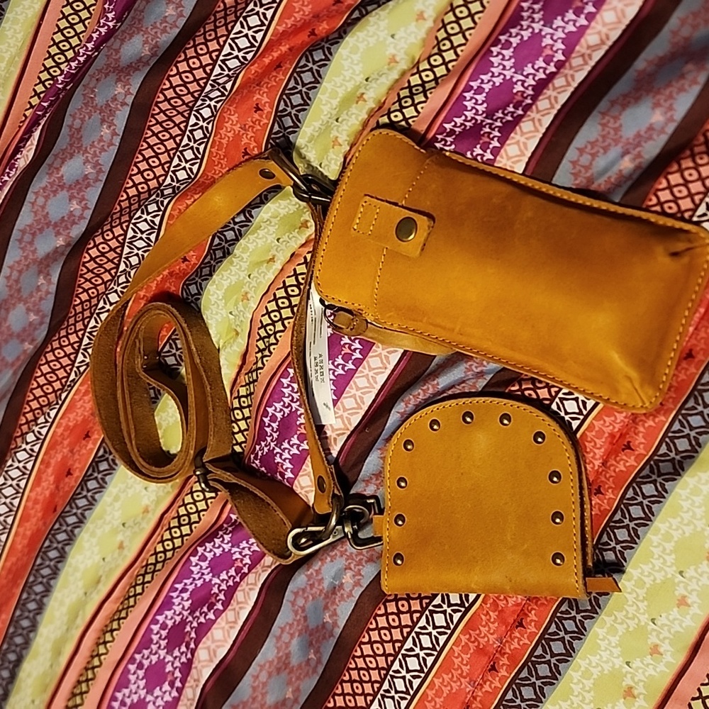 Free People Change Me Up Cross Body Bag - Picture 3 of 10